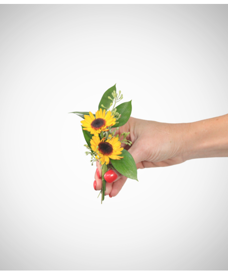 Vintage Vibrance Boutonniere